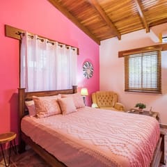 Stylish Colorful & Cozy Tropical Private Bedroom
