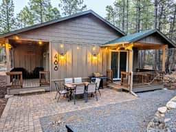 Cozy Cottage Lakeside - Image 3